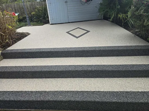 Silver resin bound steps and landing with a charcoal diamond inlay